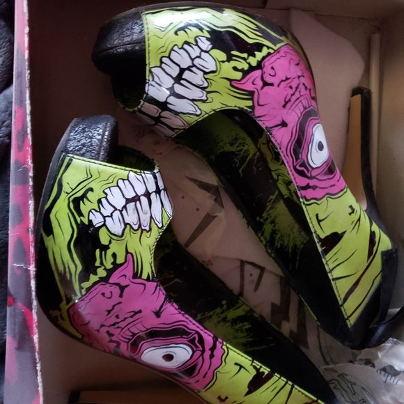 Iron Fist Zombie Stompers platform Stilettos -gently worn - Picture 4 of 5
